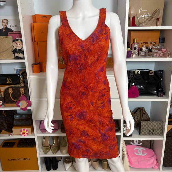 Dolce & Gabbana Dresses & Skirts - D&G Dolce Gabbana Floral Shimmer Pencil Dress ♥️